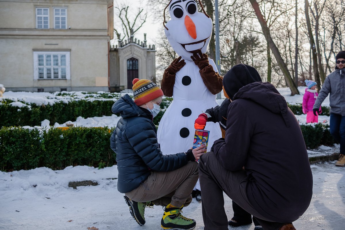 Knitted Sweater - obrazek 2