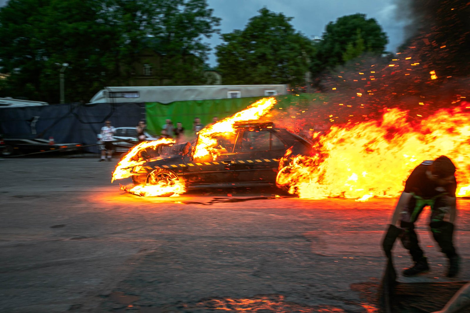 Ryk silników, ogień i adrenalina – Monster Truck Show w Tarnowie [zdjęcia]