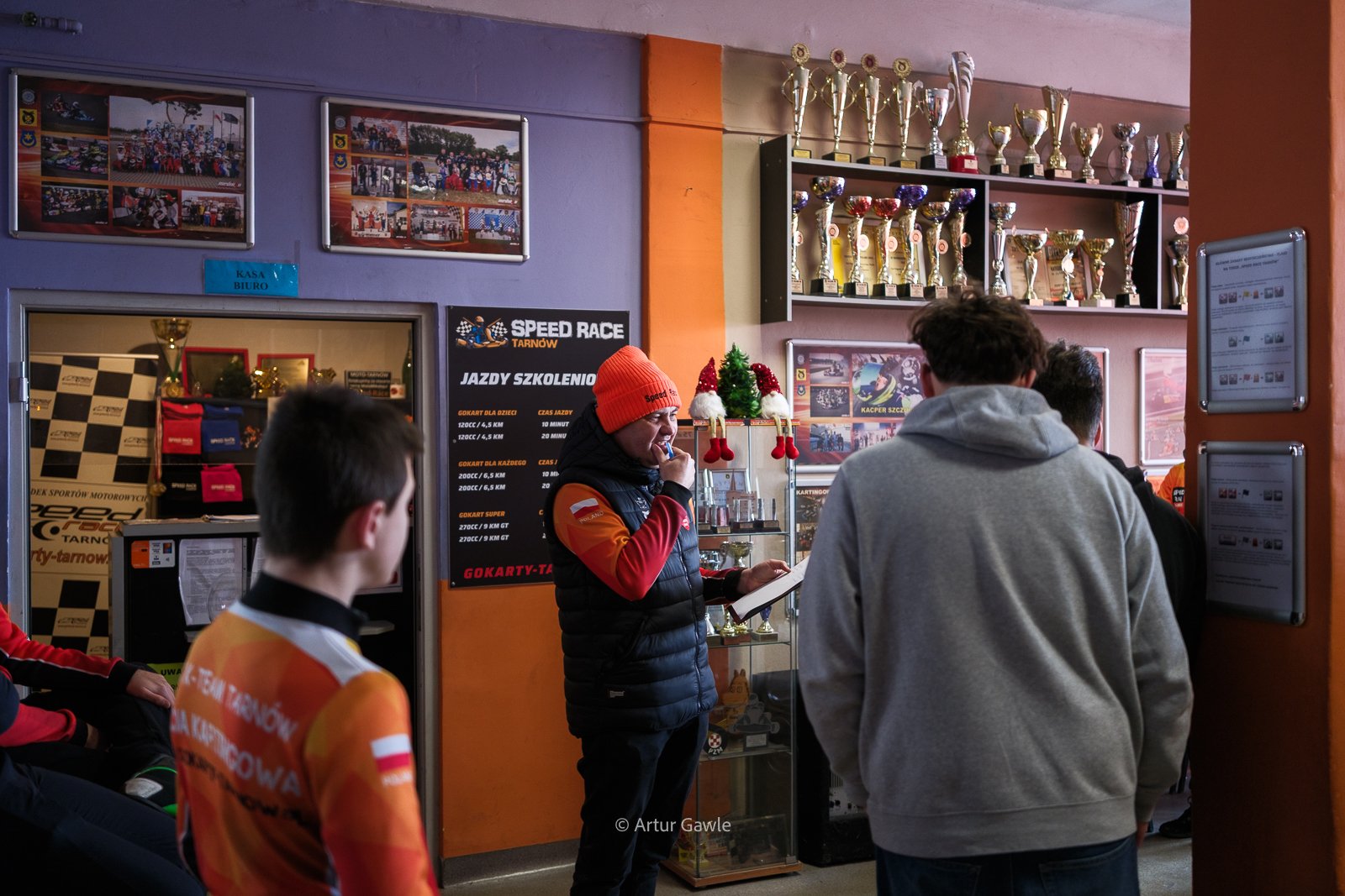 Szybkie okrążenia i wielkie serca. Kartingowy akcent WOŚP [zdjęcia]