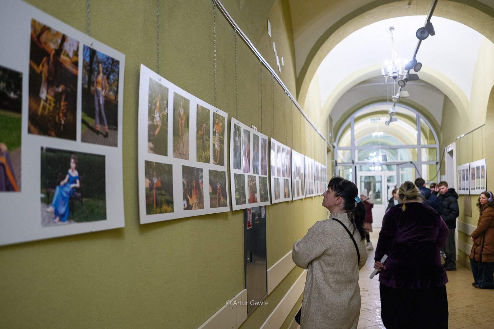 „Sztuka mody” – moda i fotografia [zdjęcia]