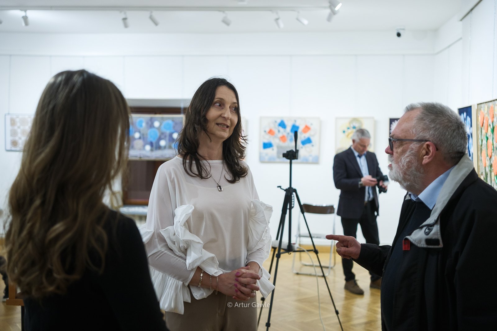 Wystawa Urszuli Gawron-Leśniar w Tarnowie – sztuka przeciwko przemijaniu [zdjęcia]