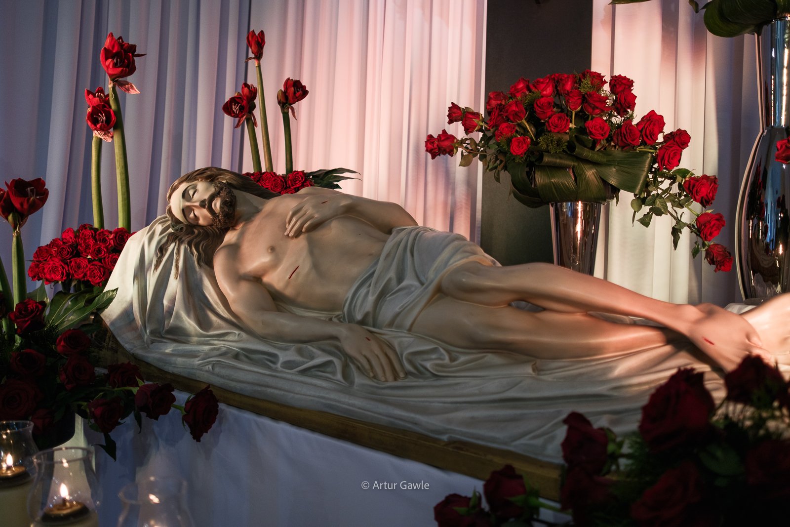 Piękne i wzruszające Groby Pańskie w kościołach Tarnowa [zdjęcia]