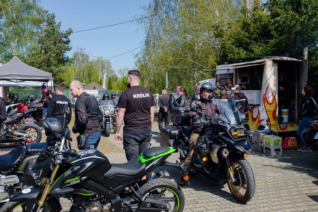 Piknik i spotkanie motocyklistów [zdjęcia]