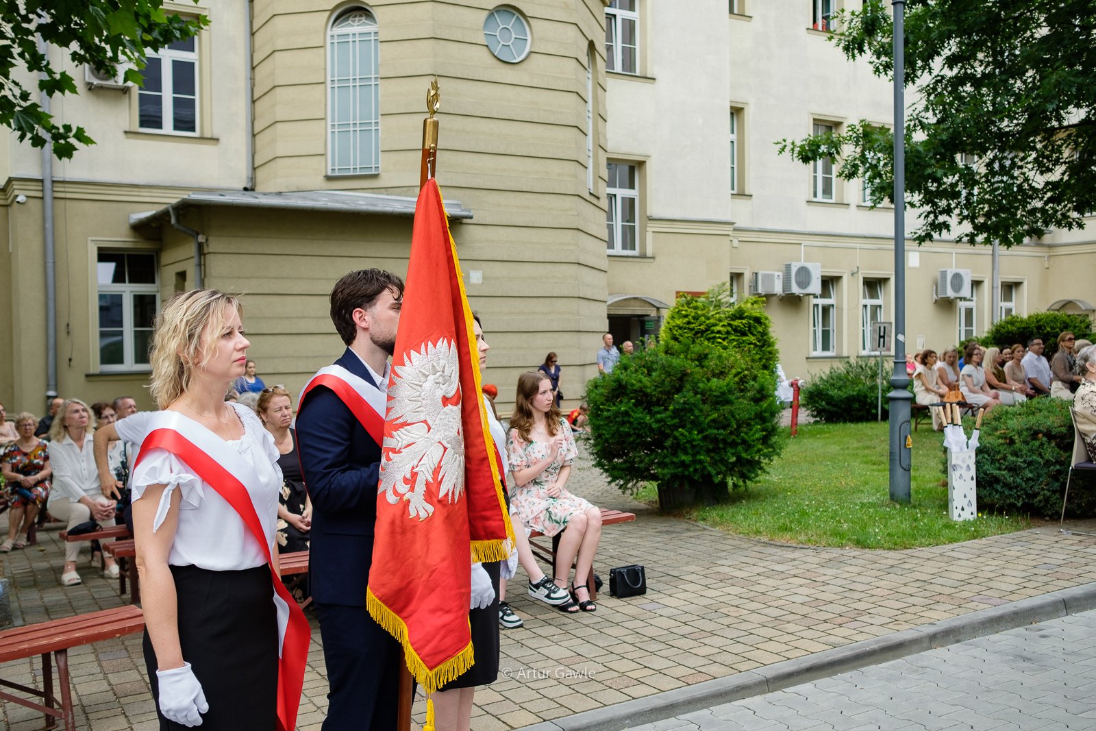 Jubileusz 190-lecia Szpitala im. Szczeklika – msza polowa na dziedzińcu [zdjęcia]