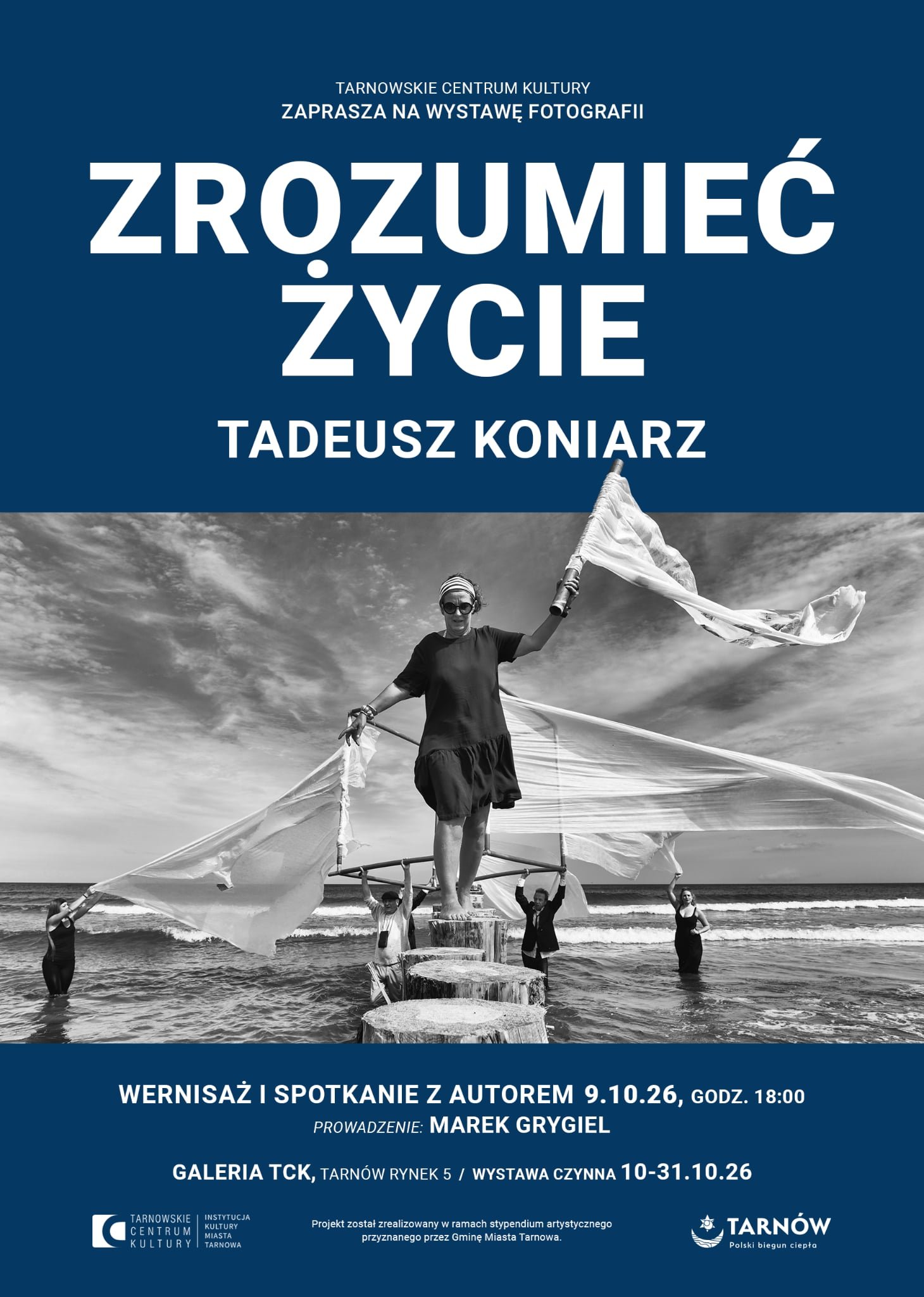 Nowa wystawa Tadeusza Koniarza: „Zrozumieć życie” – czterdzieści lat blisko człowieka
