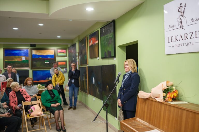 Między światłem a galopem: wystawa w tarnowskiej Galerii Hortar [zdjęcia]