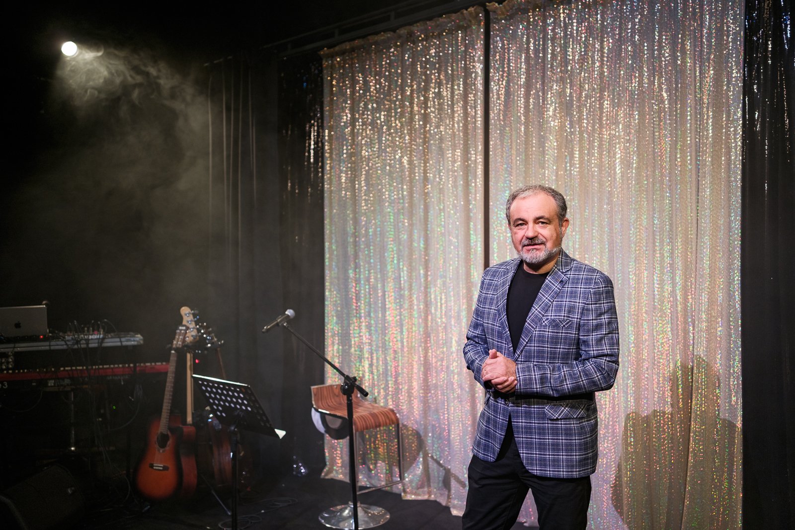 Opowieść o życiu i emocjach Krzysztofa Krawczyka na Małej Scenie tarnowskiego teatru [zdjęcia]
